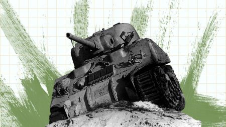 pub-sinai-war-suez-canal-IHS
